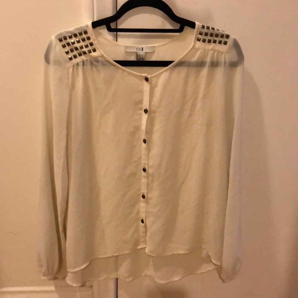 White button up blouse with shoulder detail